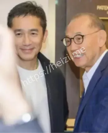 杨受成藏酒拍卖